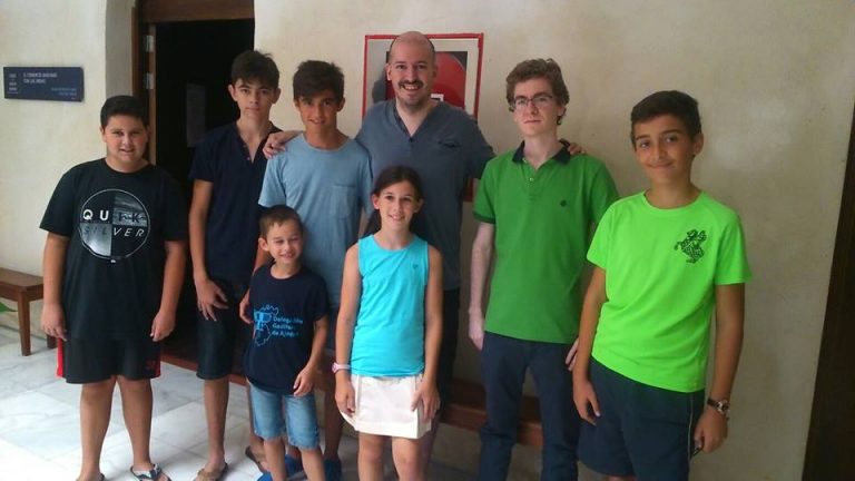 Simultaneas de GM David Antón y MI David Martinez (Chipiona)